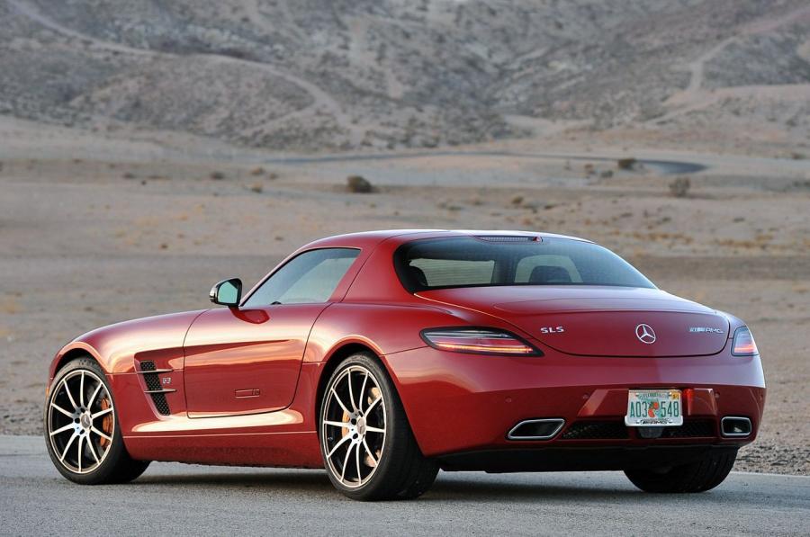  Mercedes-Benz SLS AMG GT 2013 года  (фото 34 из 110)